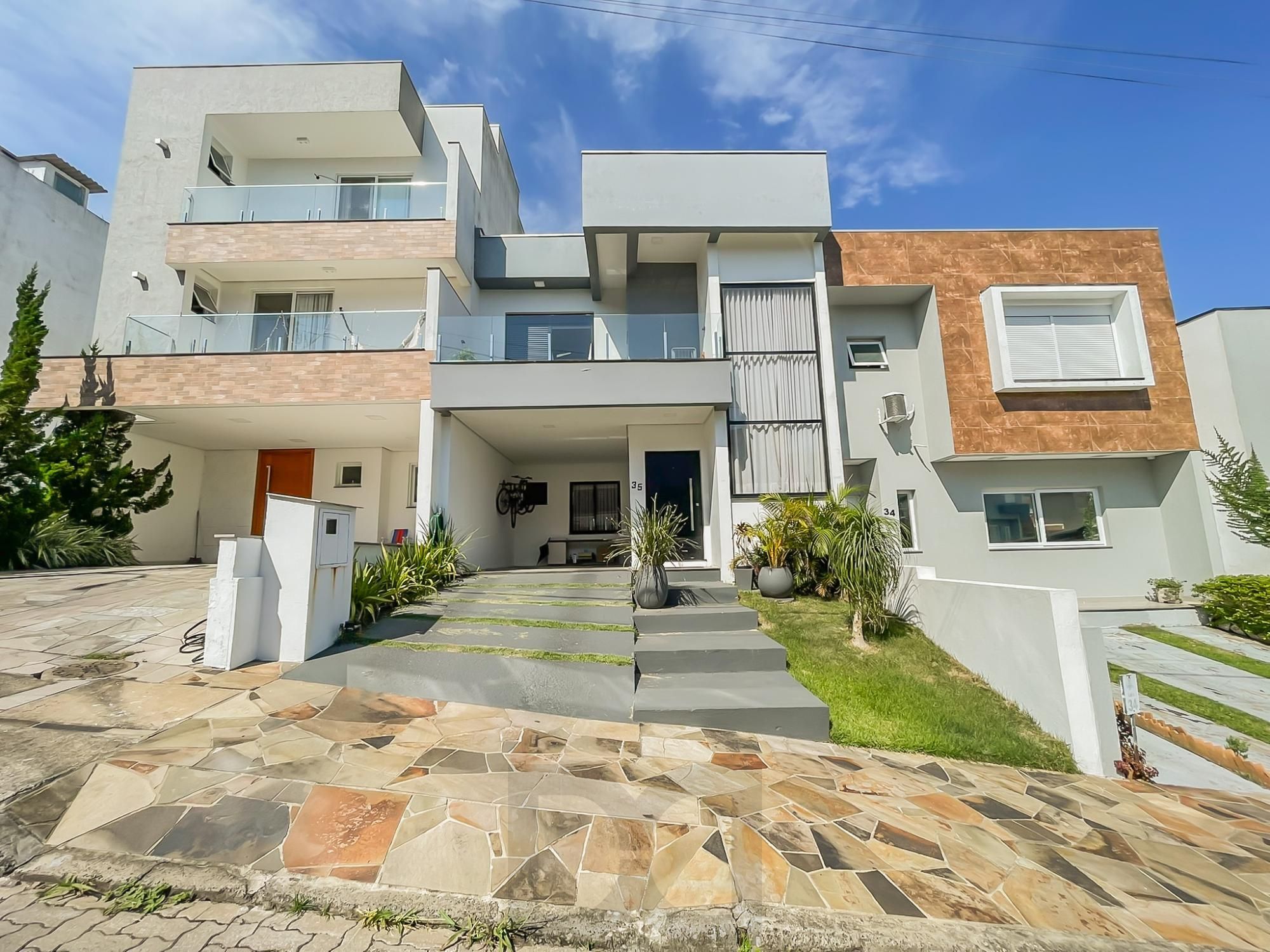 Sobrado 3 dormitórios em condomínio do residencial Lagos de Ipanema! — foto 1