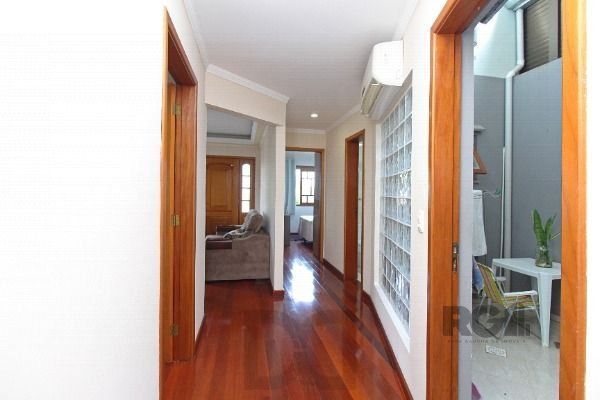 Casa em Porto Alegre, no bairro Belém Novo, com 3 dormitório(s), e 3 banheiros, à venda. — foto 11
