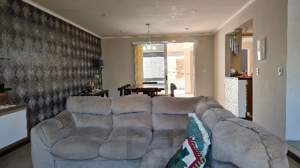 Casa para Venda - 177m², 3 dormitórios, sendo 1 suites, 2 vagas - Hípica — foto 3