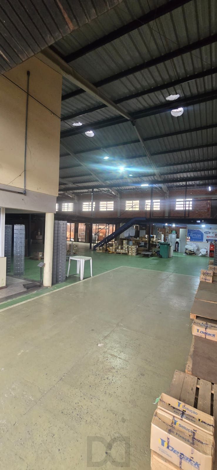 Pavilhão Comercial à Venda — foto 32