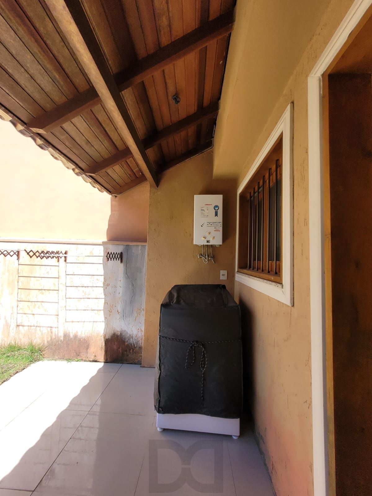 Casa Mobiliada com 3 Dormitórios à Venda — foto 16