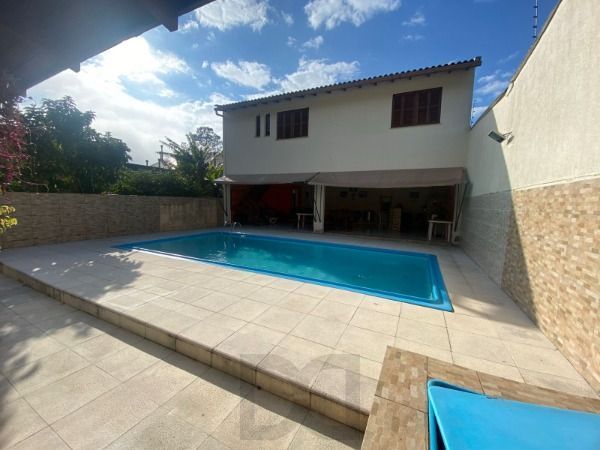 Casa para Venda - 300m², 2 dormitórios, sendo 1 suites, 2 vagas - Urubatã — foto 15