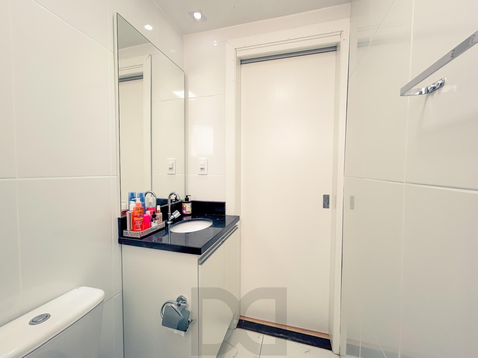 Lindo Apê de 2 Quartos Reformado e Mobiliado – Pronto para Morar! — foto 17