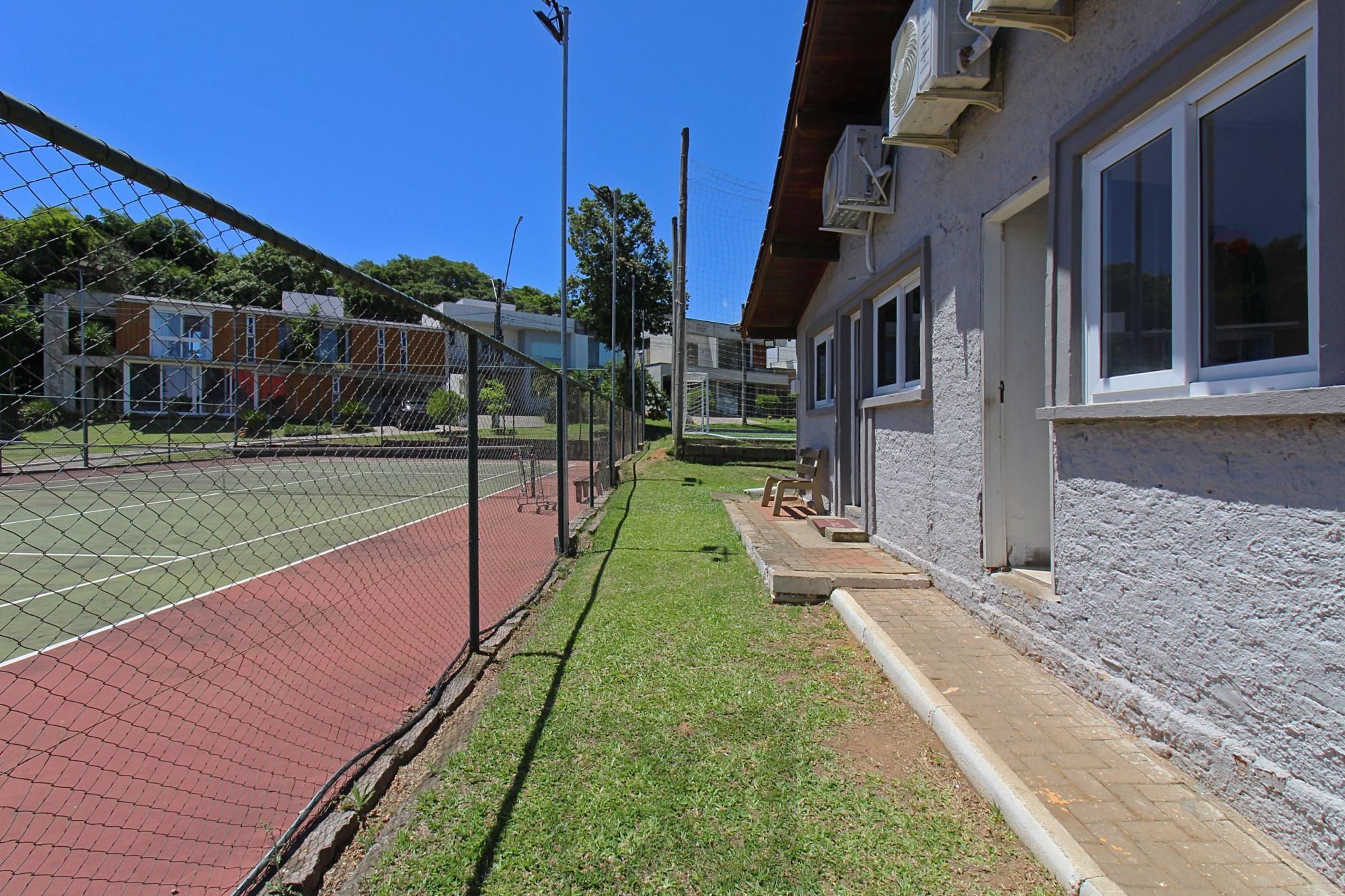 Casa Condominio em Porto Alegre, no bairro Hípica, com 3 dormitório(s), e 3 banheiros, à venda. — foto 46