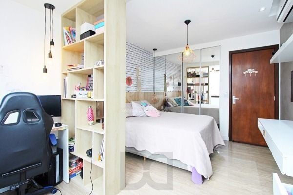 Casa em Porto Alegre, no bairro Hípica, com 3 dormitório(s), e 3 banheiros, à venda. — foto 37