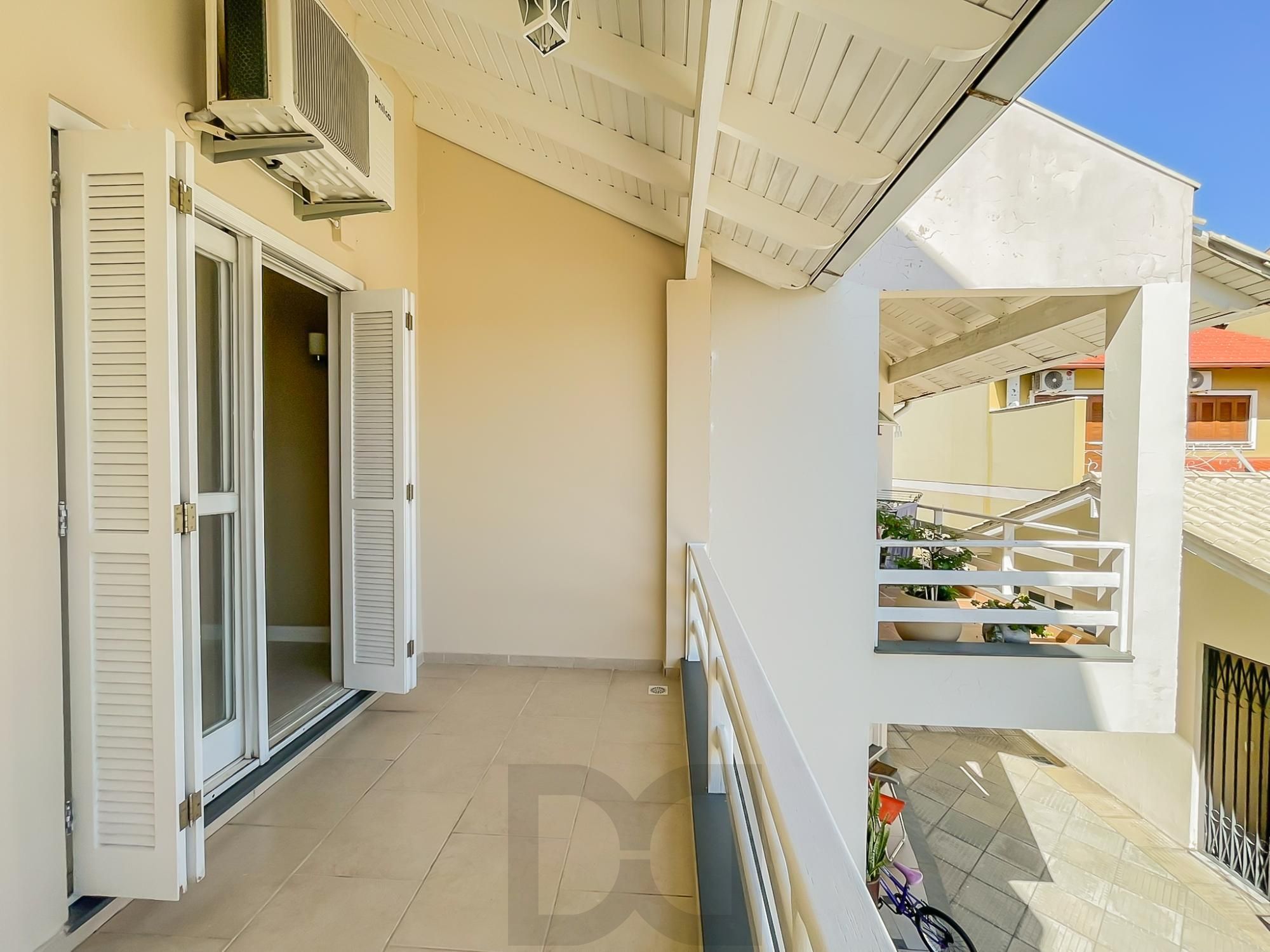 Excelente sobrado 03 dormitórios em Condominio fechado com vaga dupla - Altos de Santa Rita — foto 21