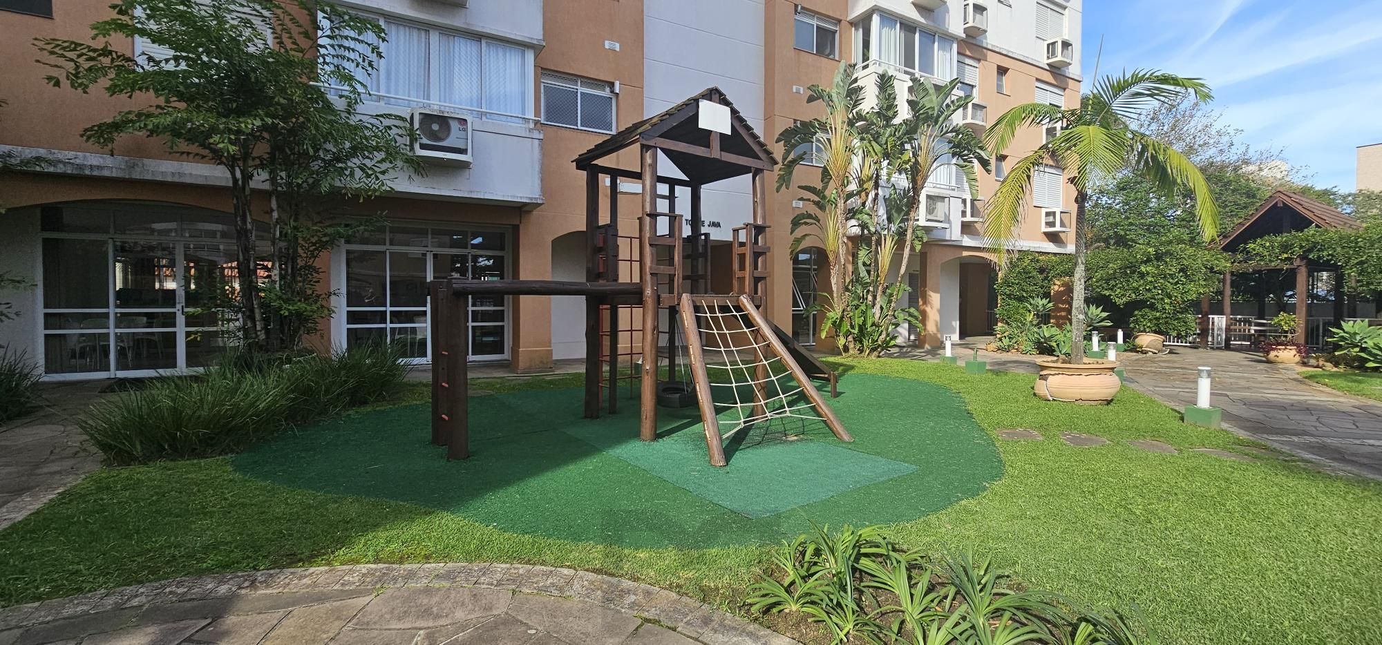 Excelente apartamento no Condomínio Ilhas do Sul, no bairro Tristeza, com 3 dormitórios — foto 24