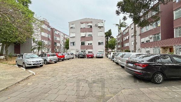 Apartamento em Porto Alegre, no bairro Cavalhada, com 1 dormitório(s), e 1 banheiros, à venda. — foto 4