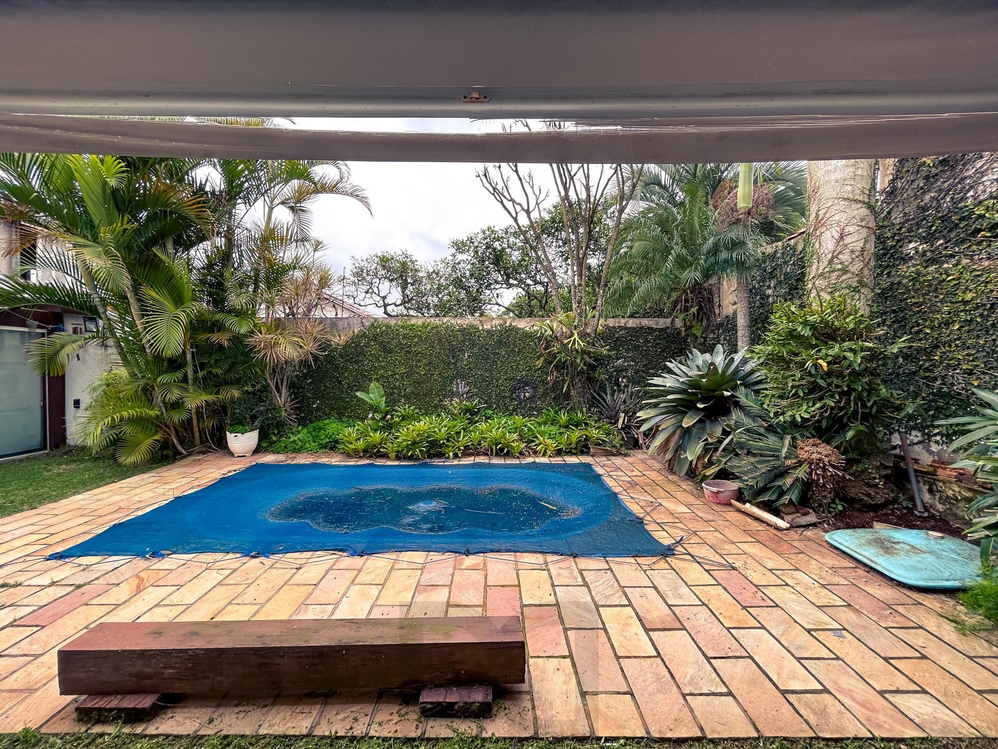 Casa em Porto Alegre, no bairro Espírito Santo, com 3 dormitório(s), e 3 banheiros, à venda. — foto 40