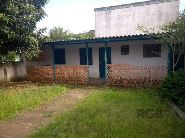 Casa em Porto Alegre, no bairro Espírito Santo, com 2 dormitório(s), e 2 banheiros, à venda. — foto 1