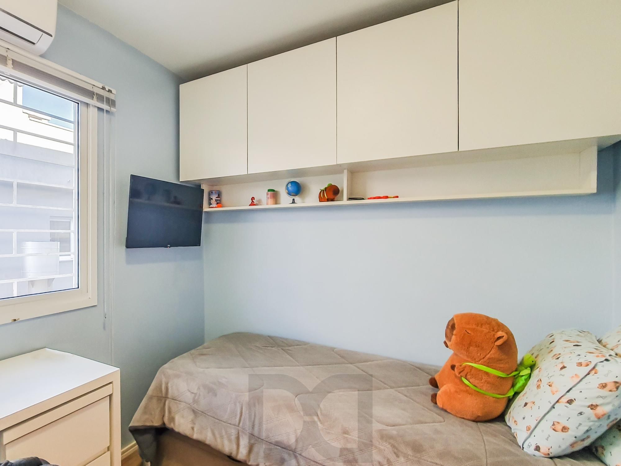 Sobrado 3 dormitórios ( 1 suíte com hidromassagem ) em condomínio no bairro Hipica em Porto Alegre ! — foto 14