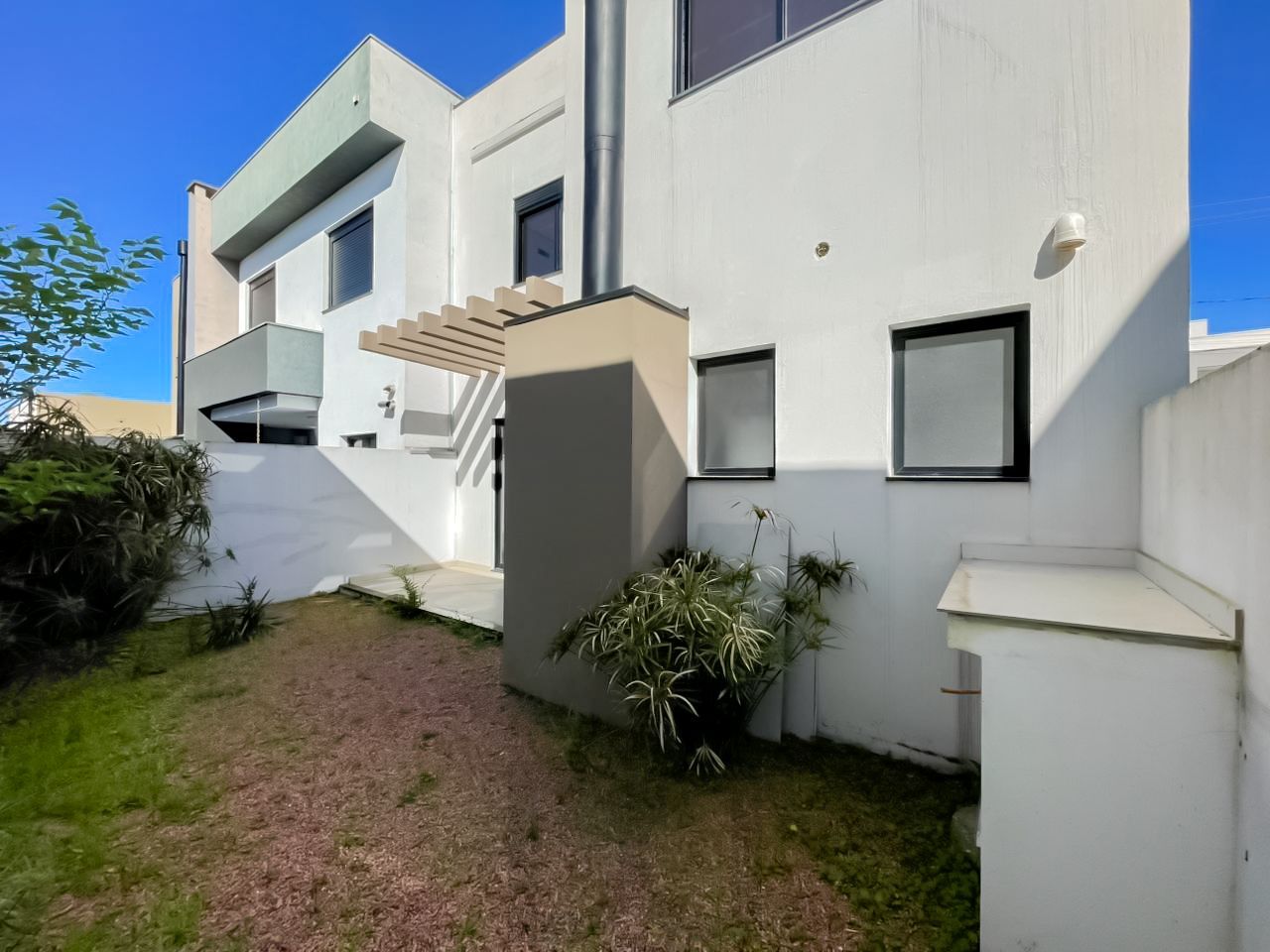 Casa Condominio em Porto Alegre, no bairro Ipanema, com 3 dormitório(s), e 3 banheiros, à venda. — foto 9