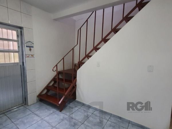 Casa em Porto Alegre, no bairro Vila Nova, com 4 dormitório(s), e 4 banheiros, à venda. — foto 19