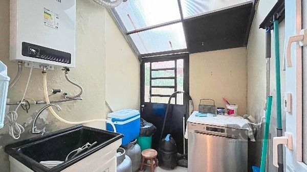 Casa em Porto Alegre, no bairro Hípica, com 3 dormitório(s), e 3 banheiros, à venda. — foto 21