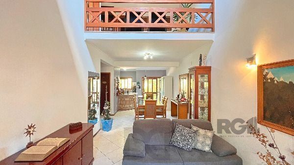 Casa em Porto Alegre, no bairro Hípica, com 3 dormitório(s), e 2 banheiros, à venda. — foto 7