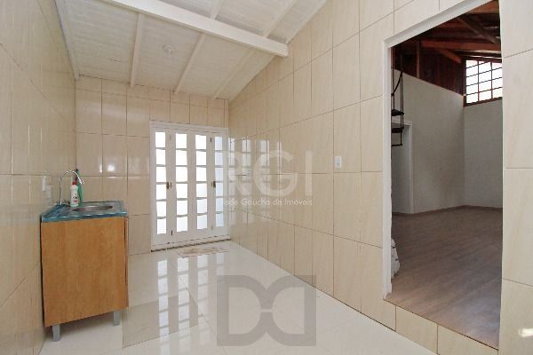 Casa para Venda - 101m², 3 dormitórios, sendo 1 suites, 3 vagas - Guarujá — foto 10