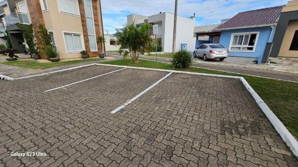 Casa em Porto Alegre, no bairro Hípica, com 3 dormitório(s), e 3 banheiros, à venda. — foto 61