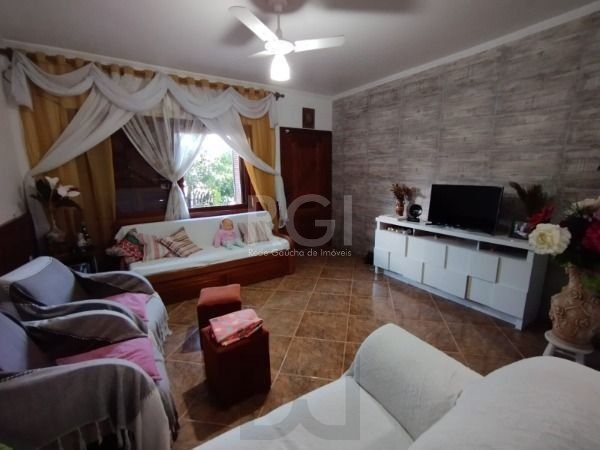 Casa em Porto Alegre, no bairro Hípica, com 3 dormitório(s), e 3 banheiros, à venda. — foto 5