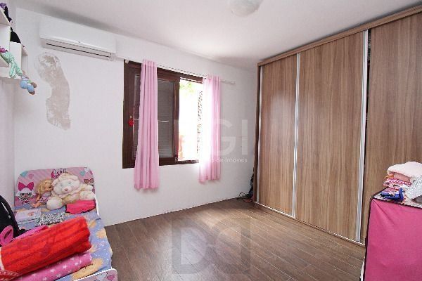 Casa para Venda - 400m², 4 dormitórios, sendo 2 suites, 4 vagas - Guarujá — foto 17