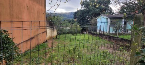 Terreno em Porto Alegre, no bairro Vila Nova, à venda. — foto 1