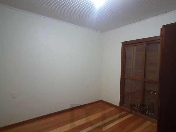Casa em Porto Alegre, no bairro Vila Nova, com 4 dormitório(s), e 4 banheiros, à venda. — foto 20