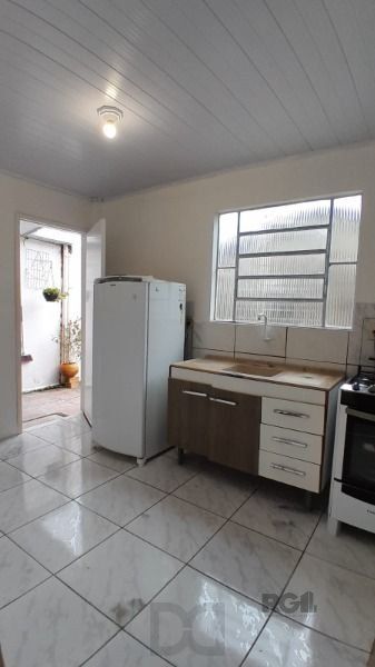 Casa em Porto Alegre, no bairro Restinga, com 2 dormitório(s), e 2 banheiros, à venda. — foto 38