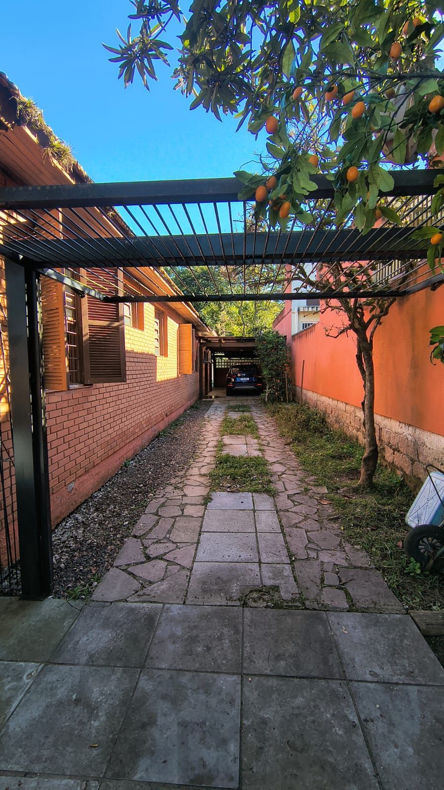 Casa a venda de 3 dormitórios no bairro Guarujá — foto 5