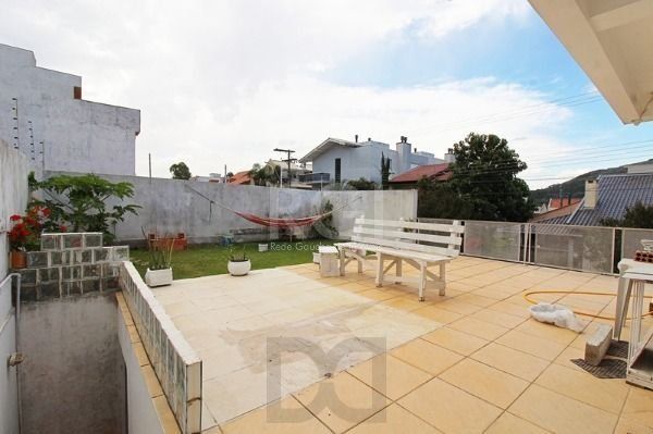 Casa em Porto Alegre, no bairro Aberta dos Morros, com 3 dormitório(s), e 3 banheiros, à venda. — foto 31