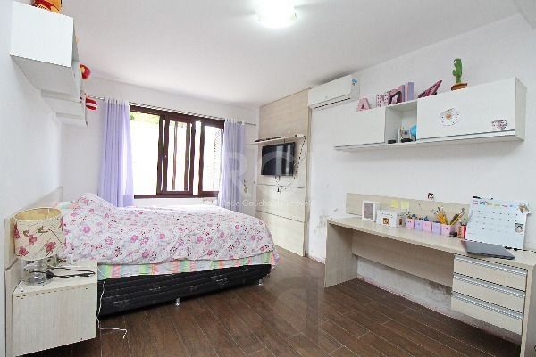 Casa para Venda - 400m², 4 dormitórios, sendo 2 suites, 4 vagas - Guarujá — foto 19