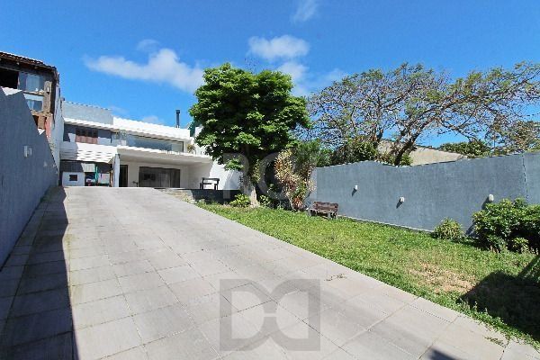 Casa para Venda - 400m², 4 dormitórios, sendo 2 suites, 4 vagas - Guarujá — foto 3
