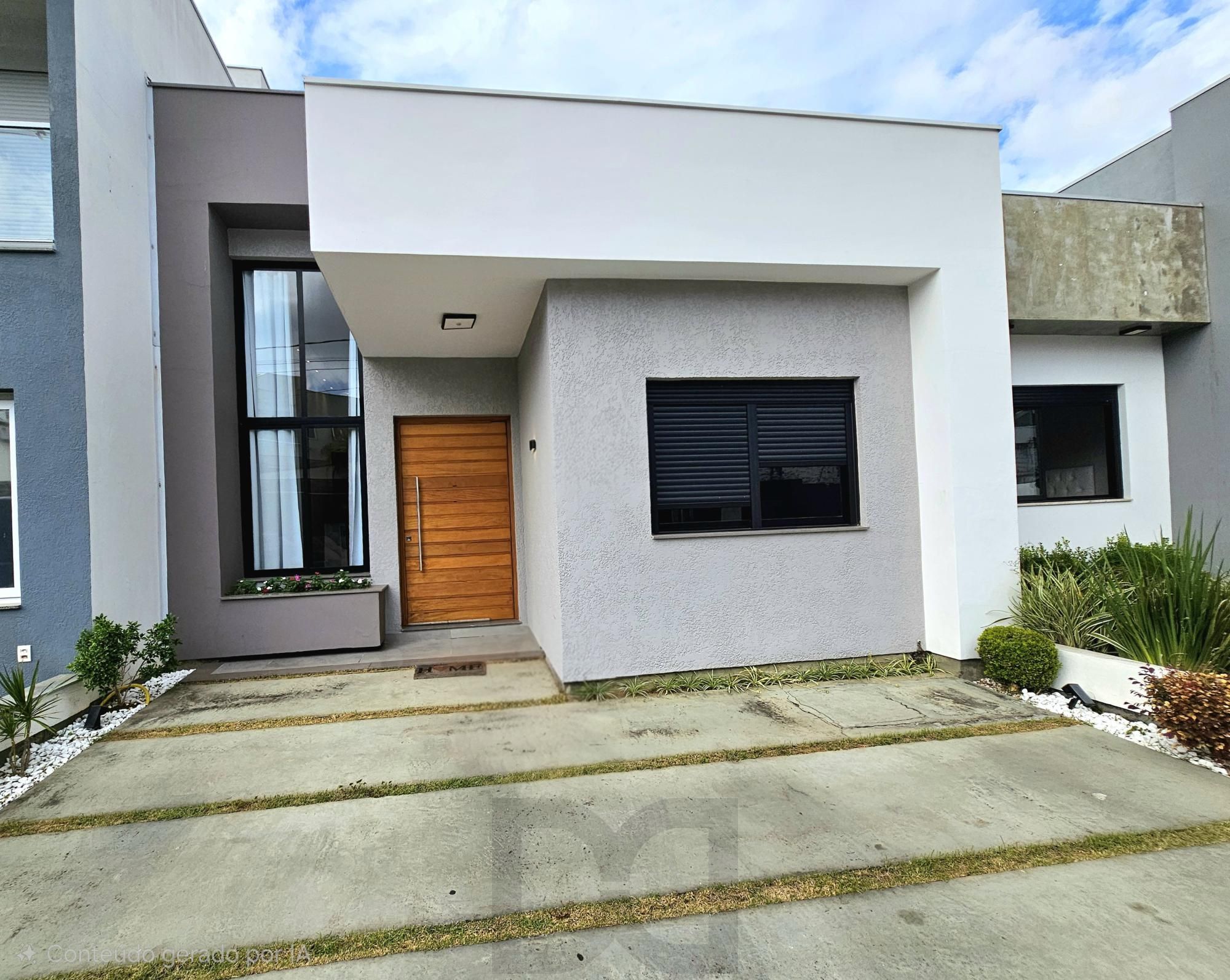 Casa térrea 3 dormitórios com piscina em condomínio no bairro Hípica zona sul de Porto Alegre. — foto 1