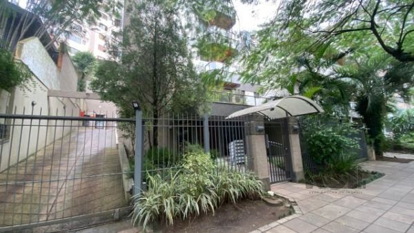 Apartamento em Porto Alegre, no bairro Auxiliadora, com 4 dormitório(s), e 4 banheiros, à venda. — foto 31