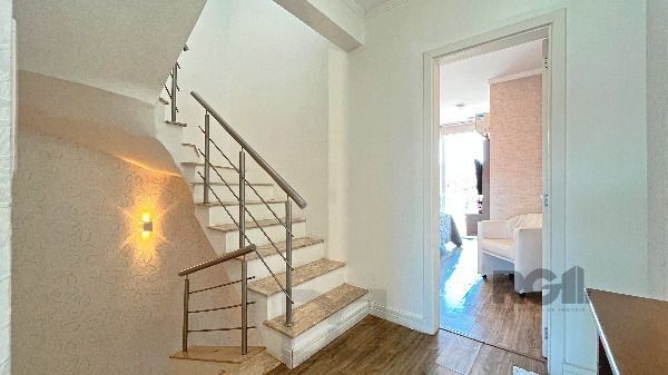 Casa em Porto Alegre, no bairro Hípica, com 3 dormitório(s), e 3 banheiros, à venda. — foto 43