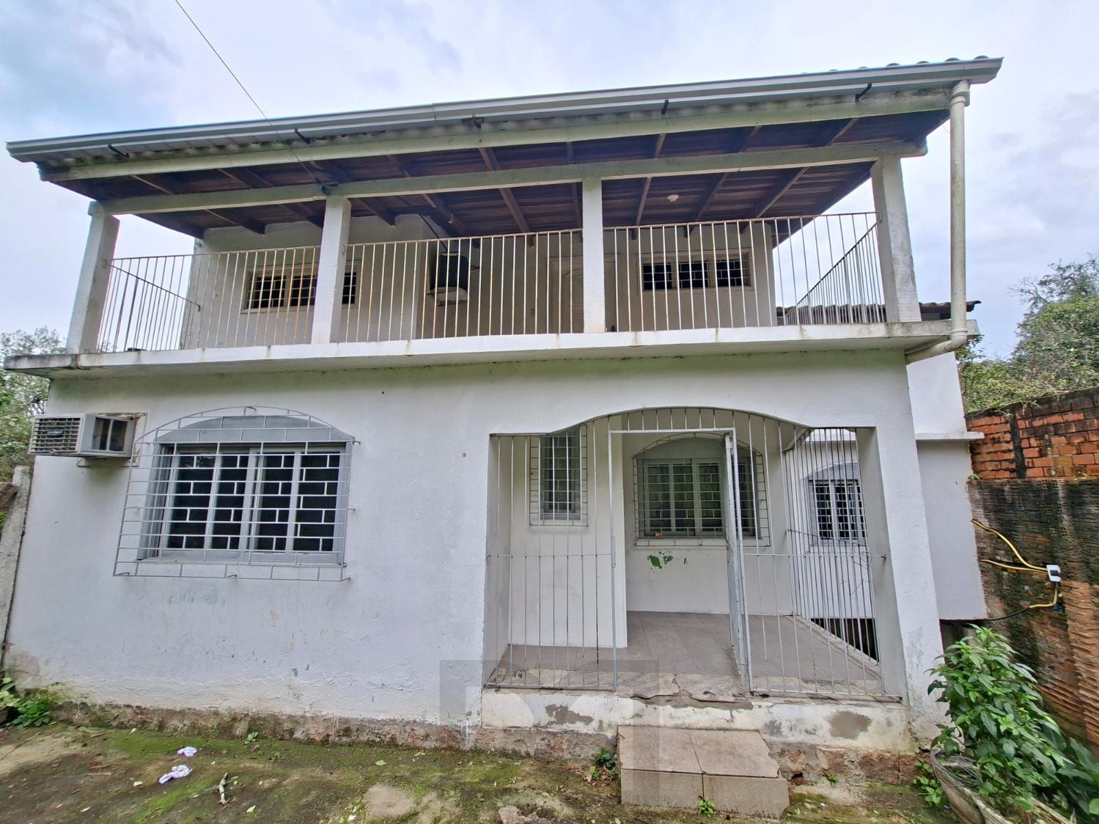 Casa com 5 Dormitórios, Salão de Festas e Terreno de 11,6 x 115m – Belém Velho — foto 1