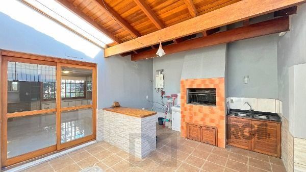 Casa em Porto Alegre, no bairro Espírito Santo, com 3 dormitório(s), e 3 banheiros, à venda. — foto 17