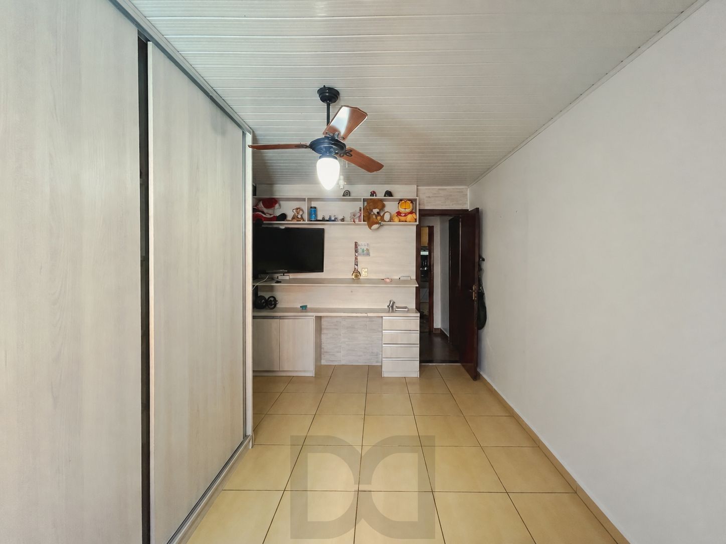Casa com piscina e com 4 dormitorios no bairro Restinga — foto 18