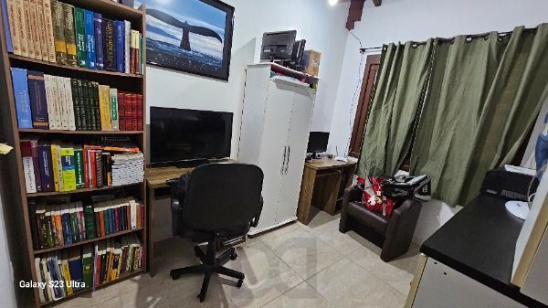 Casa em Porto Alegre, no bairro Belém Novo, com 3 dormitório(s), e 3 banheiros, à venda. — foto 14