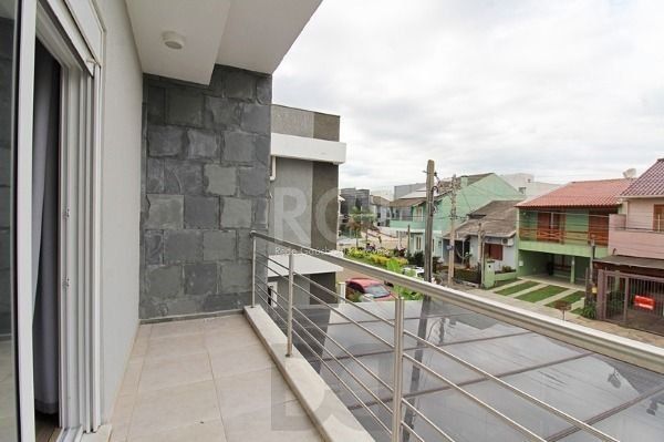 Casa em Porto Alegre, no bairro Hípica, com 3 dormitório(s), e 3 banheiros, à venda. — foto 29