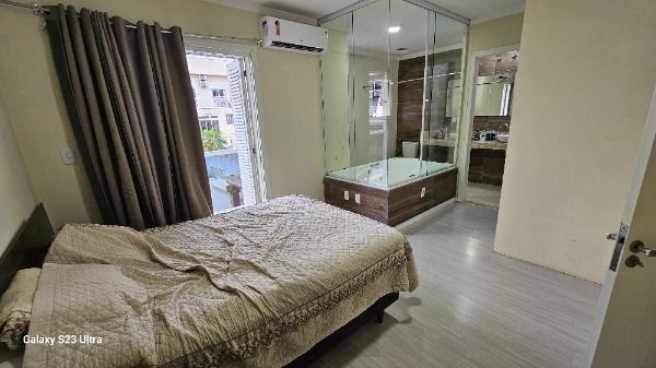 Casa em Porto Alegre, no bairro Hípica, com 3 dormitório(s), e 3 banheiros, à venda. — foto 41