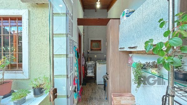 Casa em Porto Alegre, no bairro Hípica, com 3 dormitório(s), e 2 banheiros, à venda. — foto 23