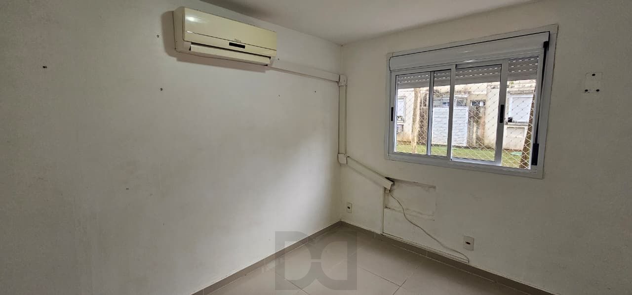 Excelente apartamento térreo 2 dormitórios com vaga de estacionamento — foto 10
