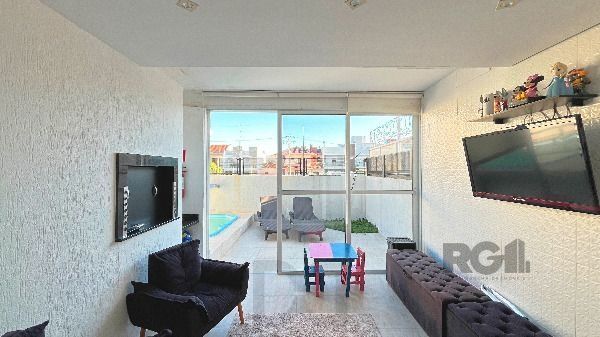 Casa em Porto Alegre, no bairro Hípica, com 3 dormitório(s), e 3 banheiros, à venda. — foto 20
