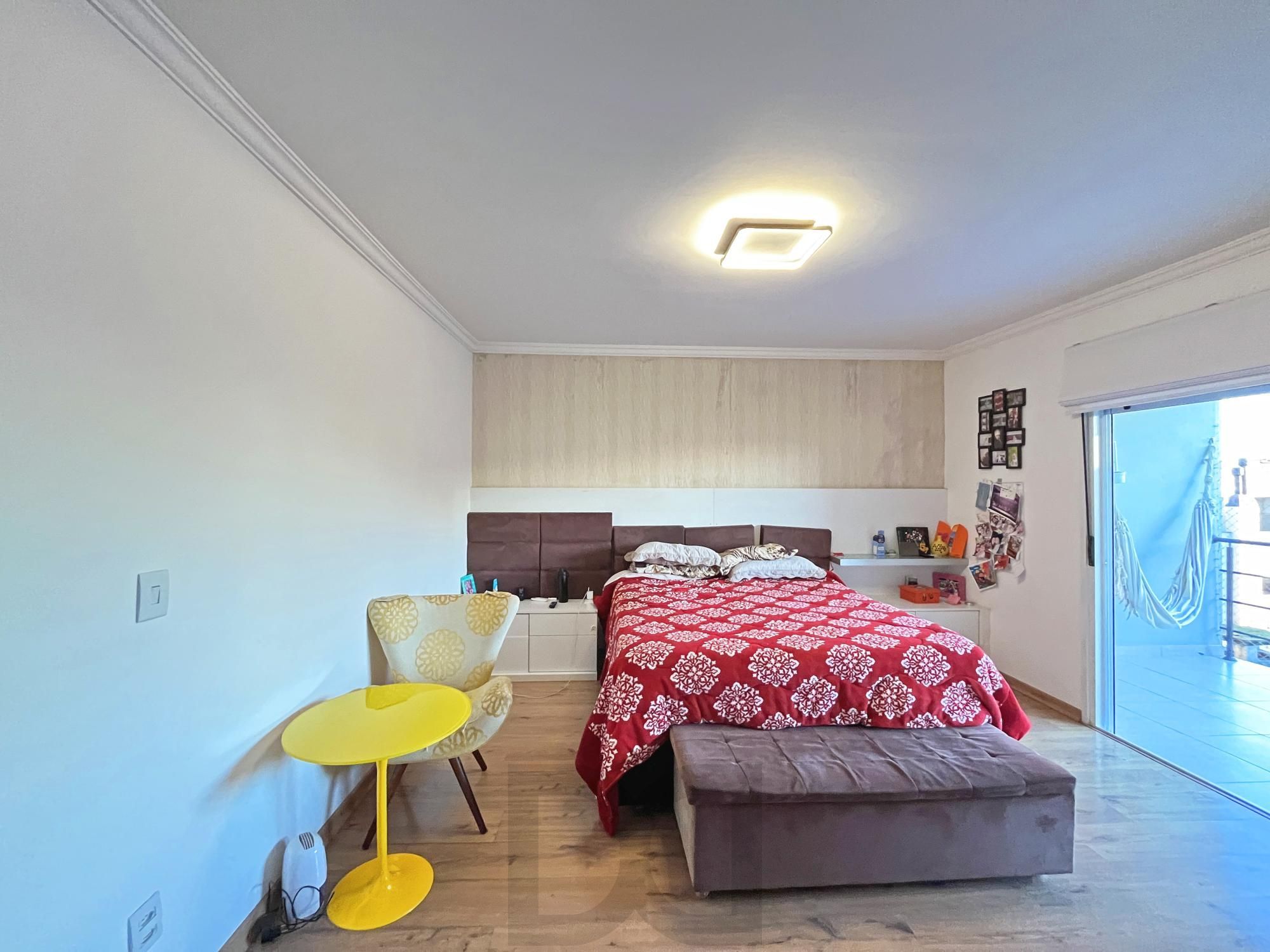Casa para Venda - 270m², 3 dormitórios, sendo 1 suites, 2 vagas - Guarujá — foto 49