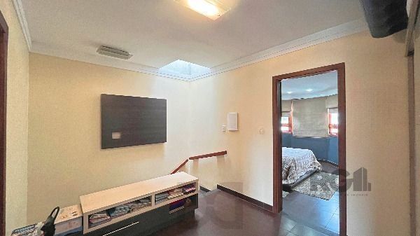 Casa em Porto Alegre, no bairro Hípica, com 3 dormitório(s), e 3 banheiros, à venda. — foto 28