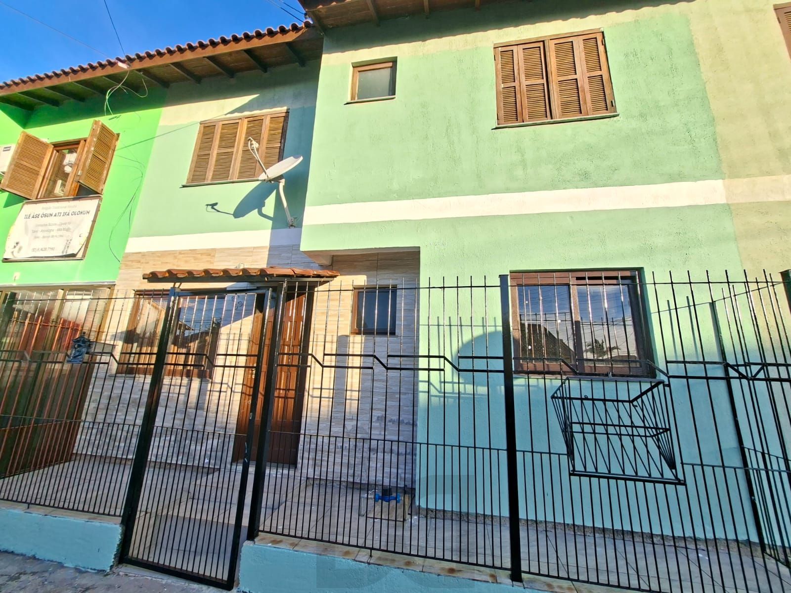 Hípica-Sobrado com 2 Dormitórios e Pátio nos Fundos- Venda!! — foto 29