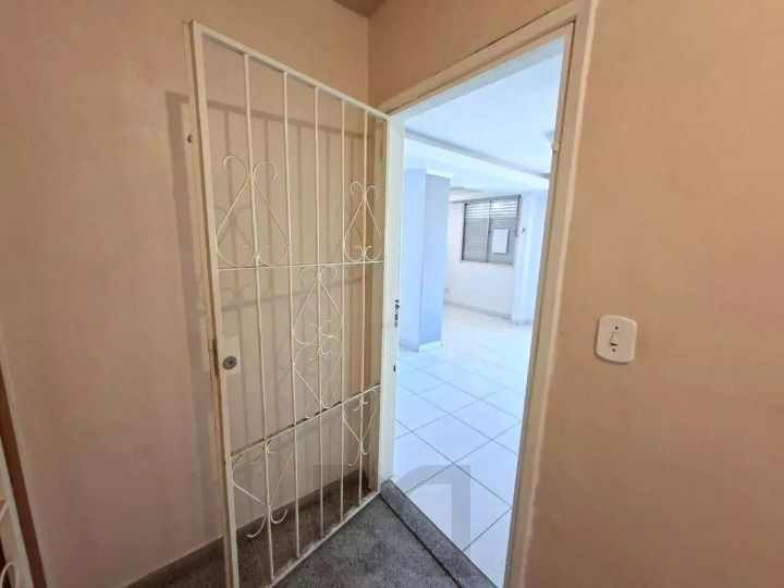 Apartamento de 2 dormitórios para Venda no bairro Vila Nova – Porto Alegre — foto 2
