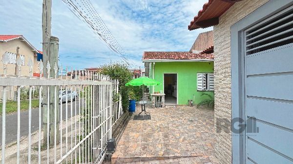 Casa em Porto Alegre, no bairro Hípica, com 2 dormitório(s), e 2 banheiros, à venda. — foto 33