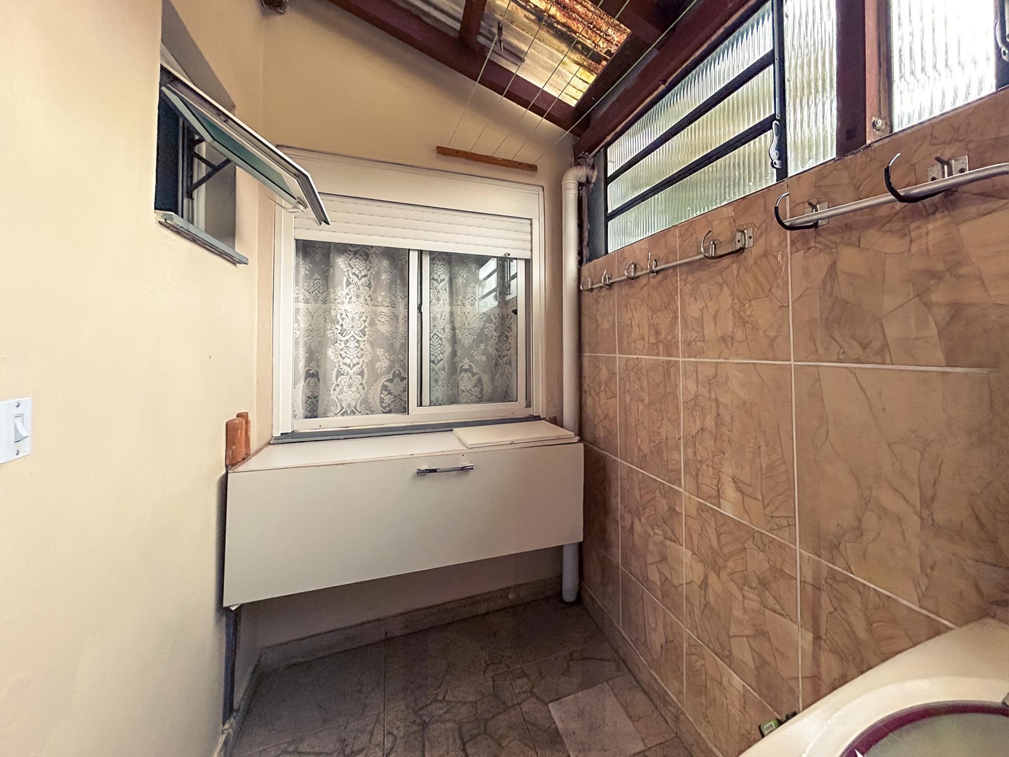 Excelente casa térrea, 2 dormitórios em condomínio. — foto 17