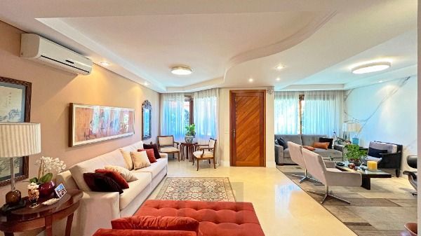 Casa Condominio em Porto Alegre, no bairro Cristal, com 4 dormitório(s), e 4 banheiros, à venda. — foto 6