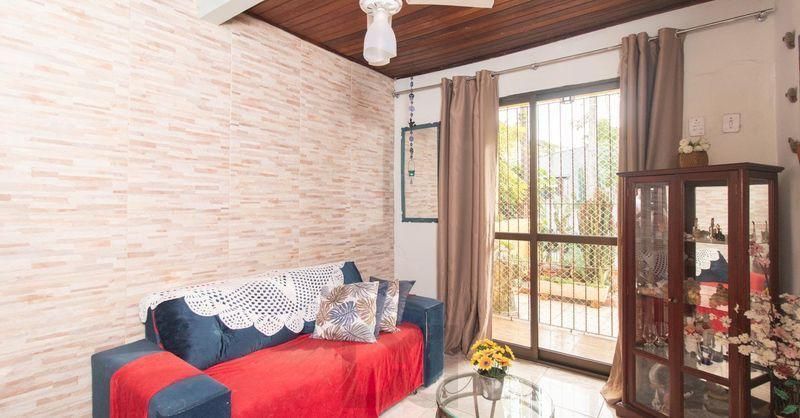 Casa de Esquina à Venda na Restinga – Imóvel Dividido em Duas Residências — foto 7